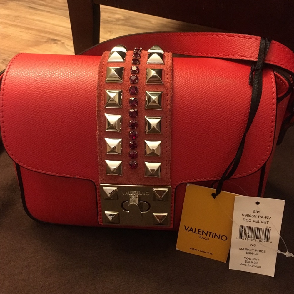 Valentino used bag with tag & dust bag